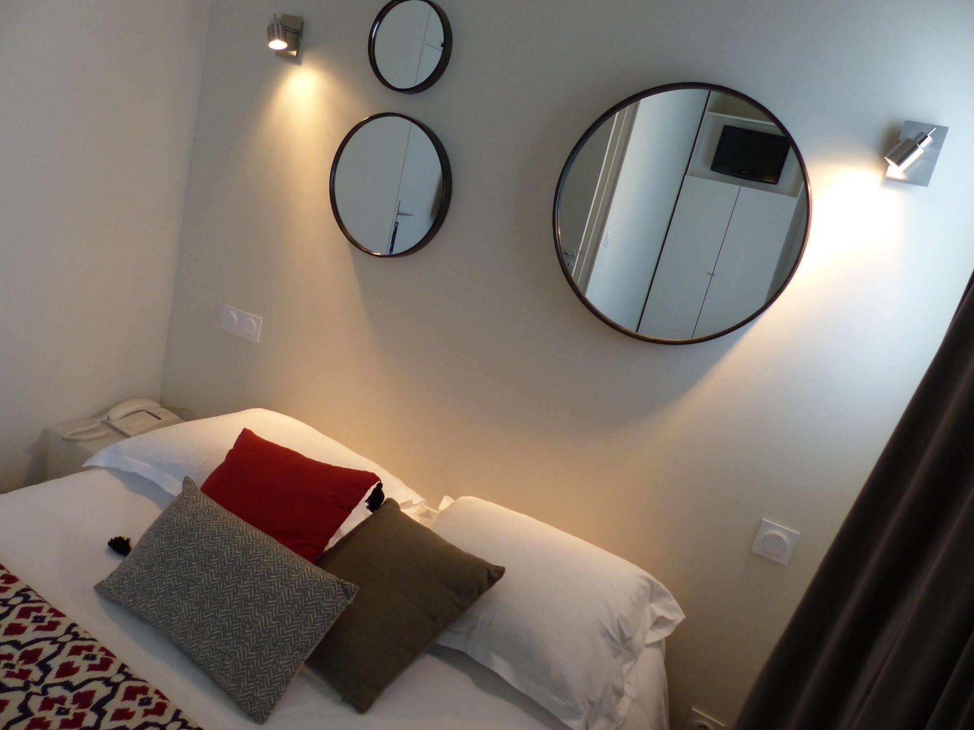 Hotel Les Bains 생발레리앙코 외부 사진