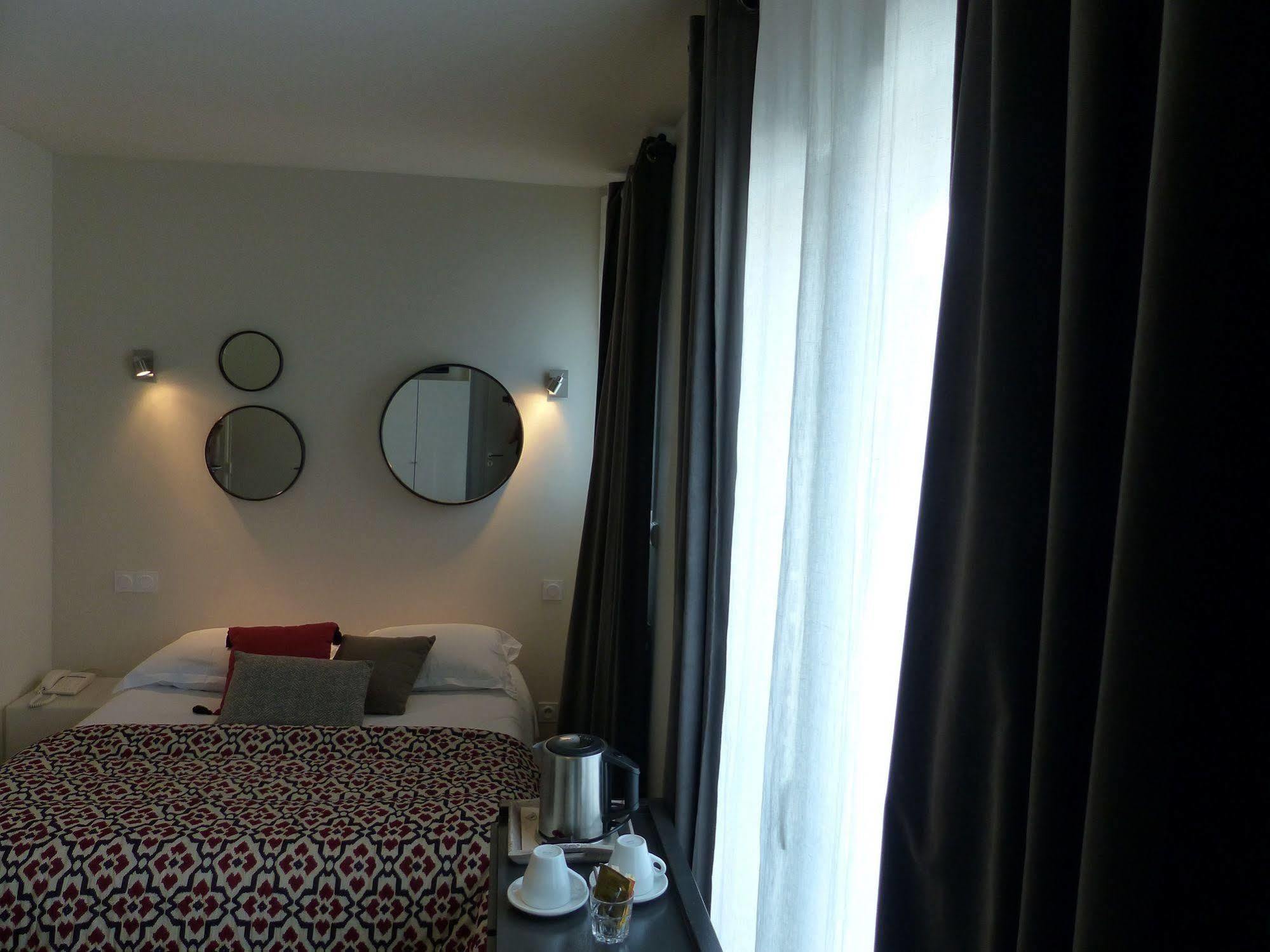 Hotel Les Bains 생발레리앙코 외부 사진